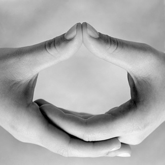 hands2.jpg hands2.jpg